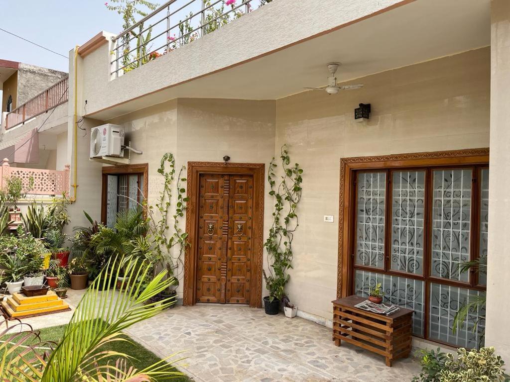 Colonel'S Abode Daire Agra  Dış mekan fotoğraf